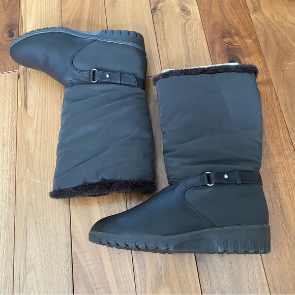 Danexx Brown Boots Vintage Waterproof Women's Size 10 - Picture 1 of 9